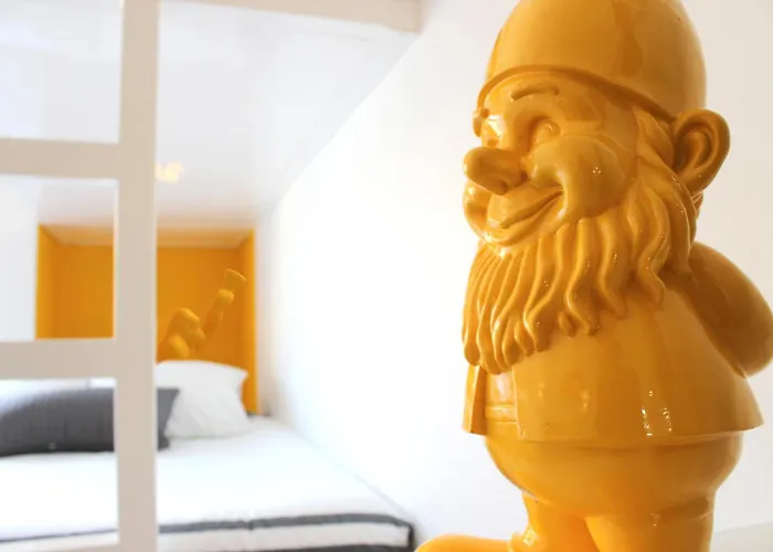 Warm Yellow Albufeira